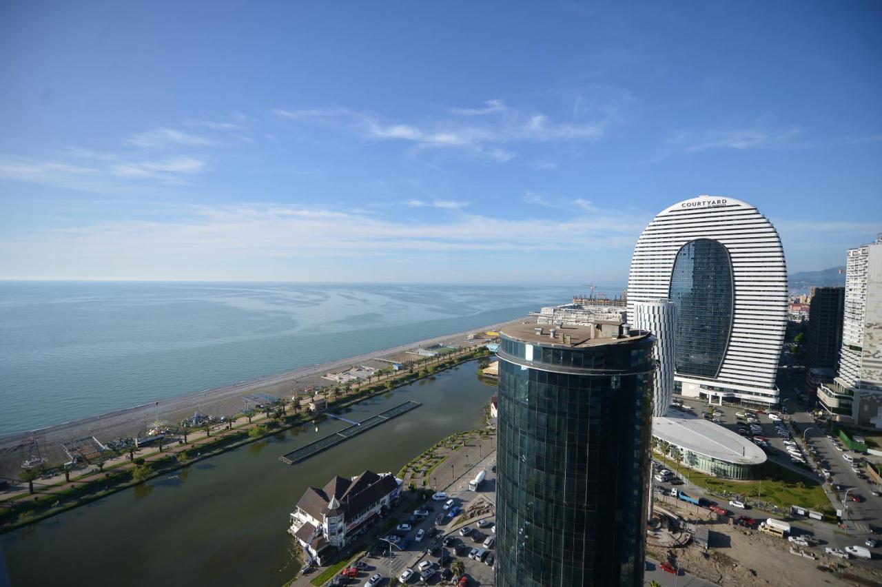 Orbi City Twins Tower Batumi Exterior foto